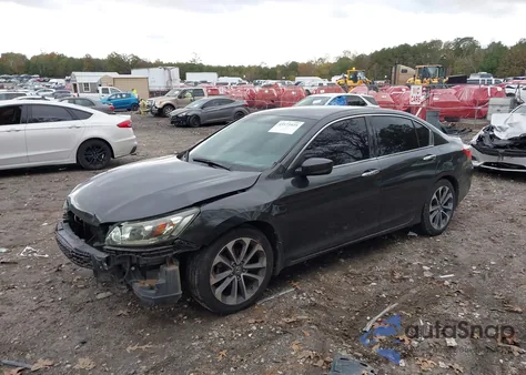 2013 Honda Accord Sport z USA, uszkodzony, nr VIN 1HGCR2F5XDA213167